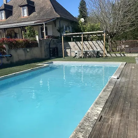 Les Demoiselles De Tatil Evi